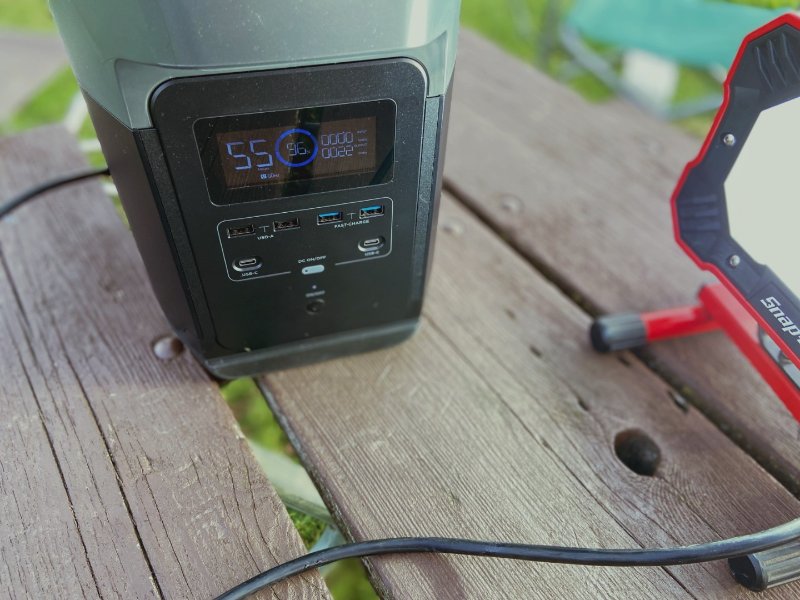 EcoFlow Delta移动电站 照明