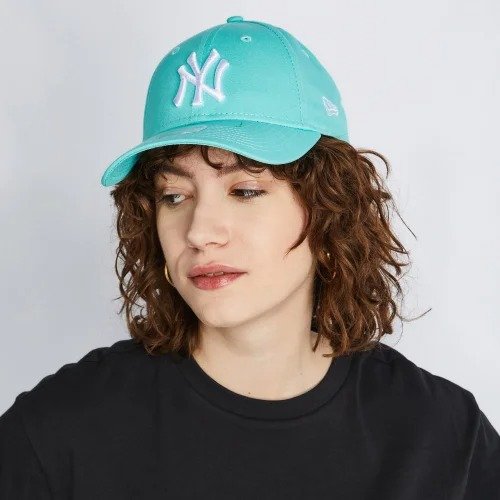 青色logo 帽子