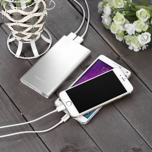 Poweradd Pilot 2GS 10,000mAh Power Bank (Lightning Cable Included)