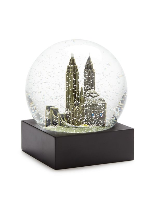 - New York City Snow Globe