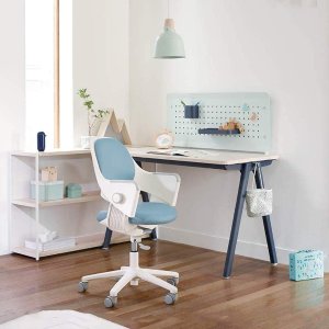 HotKids Desk and Chair