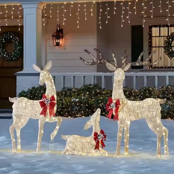 Set Of 3 Warm White LED Deer Family Holiday Yard Decoration
