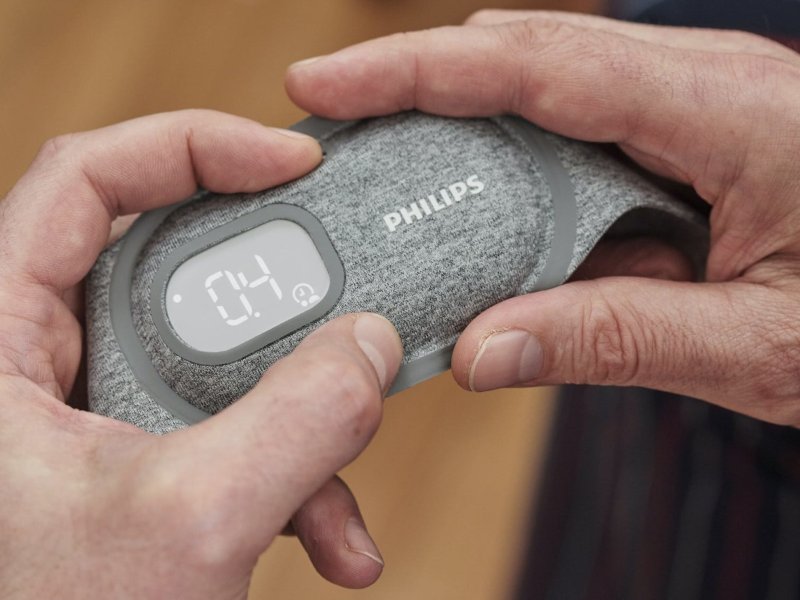 Philips-SmartSleep-Snoring-Relief-Band-02-1200x900