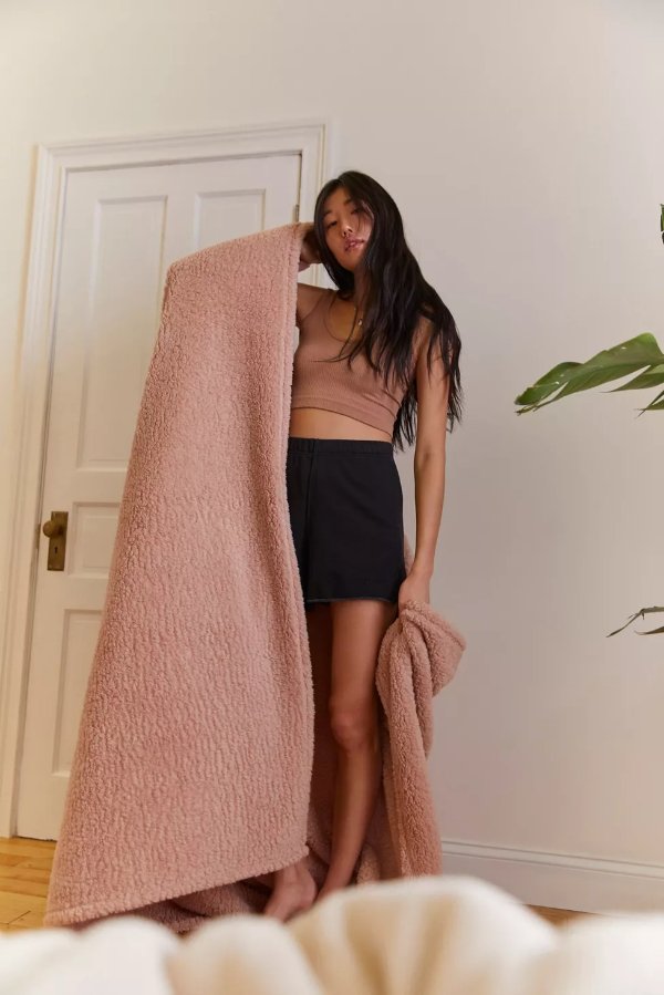Amped Fleece Throw Blanket