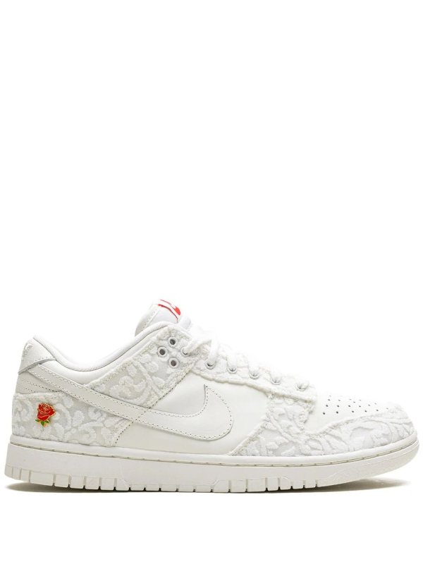 Dunk Low "Giver Her Flowers" 运动鞋