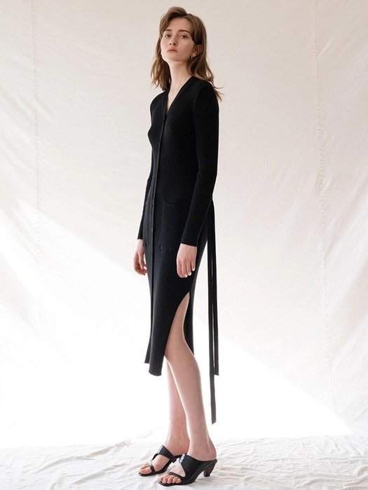 Side Slit Knitted Dress Black