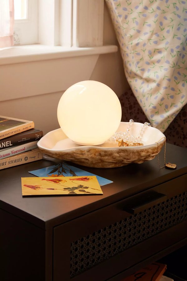 Oyster Table Lamp