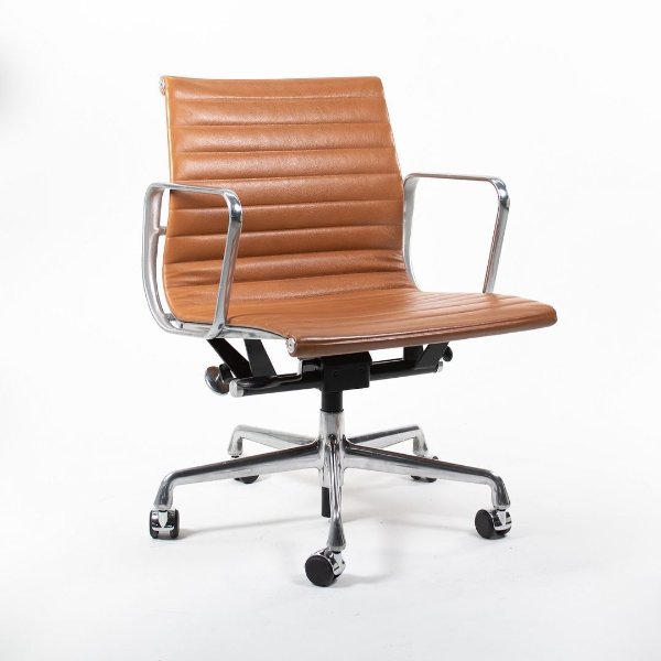 Eames Aluminum Group Management Desk Chair in Caramel Leather