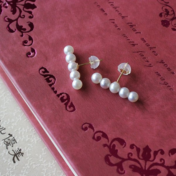 Akoya pearl earrings few grains limp as 3-3.5mm or 4-4.5mm 2 size K18/K14WG