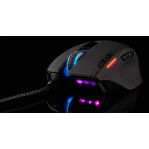 Corsair Sabre RGB 游戏鼠标