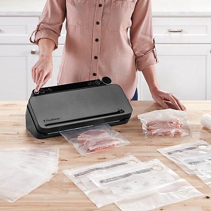 Multi-Use Food Preservation System With Built-In Handheld Sealer