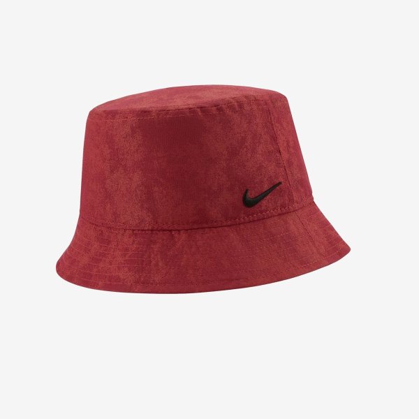 红色渔夫帽