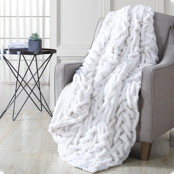 Luxury Braided Faux Fur Reverse to Flannel Throw Blanket