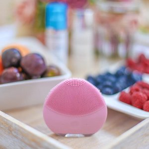 FOREO LUNA mini 2 Facial Cleansing Brush and Anti-aging Skin Care device