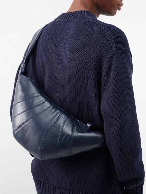 Croissant medium leather shoulder bag | Lemaire