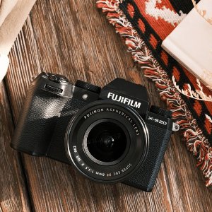 FUJIFILM X-S20 Mirrorless Camera