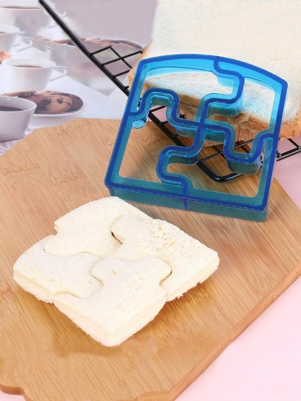 1pc Puzzle Shaped Toast Cutting Mold