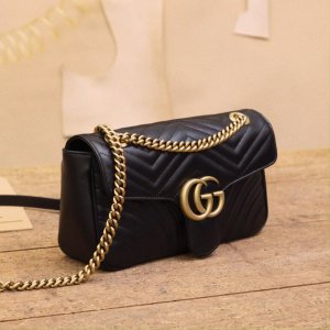 $200 Off + Free ShippingDealmoon Exclusive: Watchmaxx Gucci GG Marmont Mini Shoulder Bag