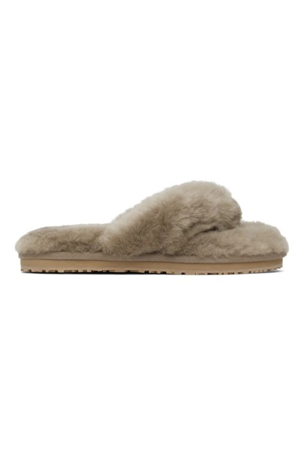 SSENSE Exclusive Taupe Sheepskin Zori Flip Flop Sandals