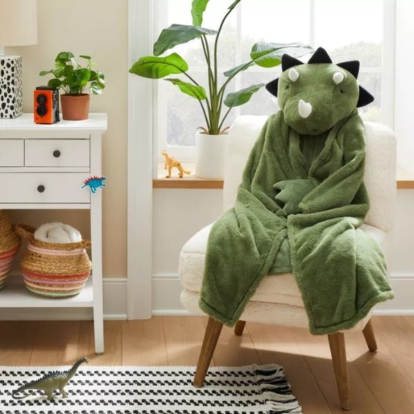 Character Hooded Blanket - Pillowfort™