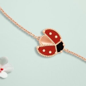 NewVan Cleef & Arpels Lucky Spring Collection
