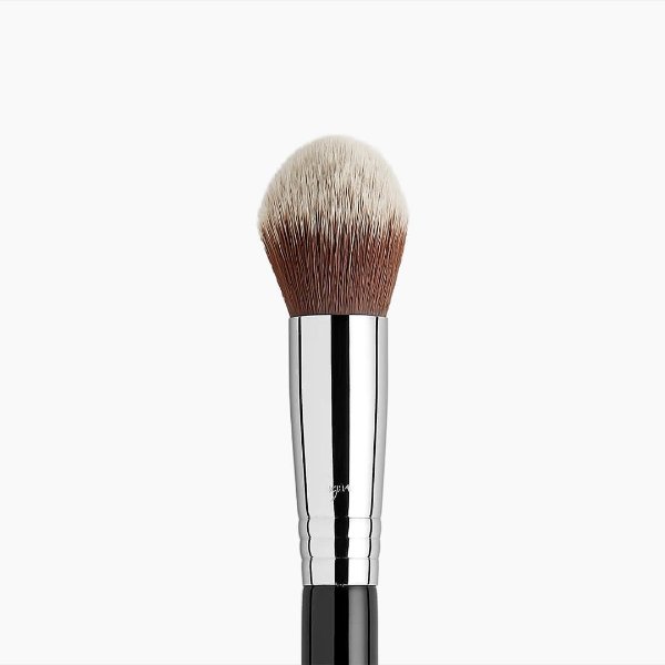 F79 Concealer Blend Kabuki™ Brush
