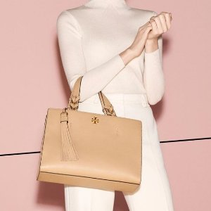 Tory Burch Handbags Sale @ Saks Fifth Avenue Up To 40% Off - Dealmoon