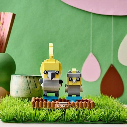 Cockatiel 40481 | BrickHeadz | Buy online at the Official LEGO® Shop US