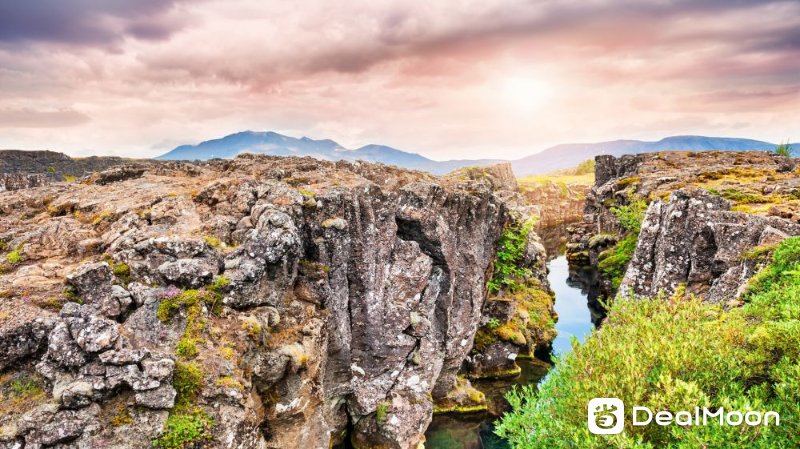 the-thingvellir-national-park-in-iceland-1500461340-1000X561.jpg