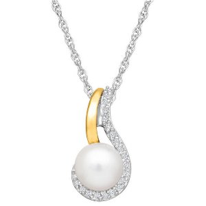 Pearl Pendant with Diamonds
