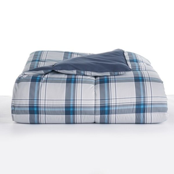 ® Down Alternative Reversible Comforter