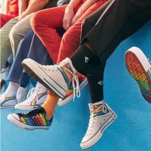 Converse官网 元气彩虹色 Pride Collection 鞋履、服饰上新