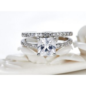 Selected Jewellery & Wedding Rings @ Blue Nile