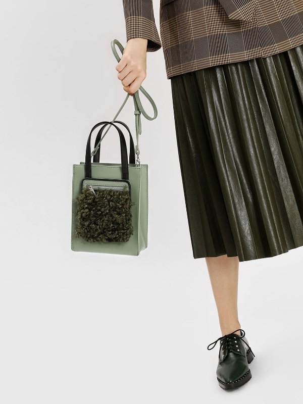 Sage Green Zipper Compartment Tote Bag | CHARLES &amp; KEITH