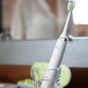 Dealmoon Exclusive: Unineed Philips Sonicare DiamondClean Toothbrush Sale