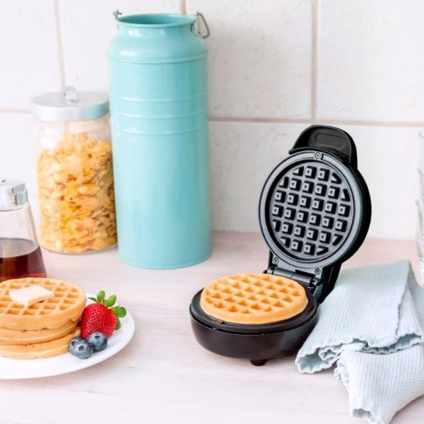 Mini Waffle Maker Black 17178