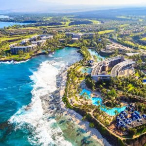 Beach Days and Hawaiian Leis: Hilton Waikoloa Village