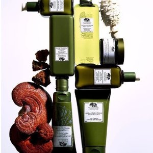 with Mega-Mushroom Collection + Deluxe Duo Gift @ Origins