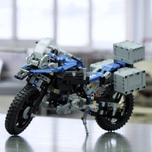 LEGO 乐高科技系列 42063 宝马合作款摩托车