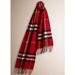 BURBERRY Classic Cashmere Scarf in Check - Parade Red