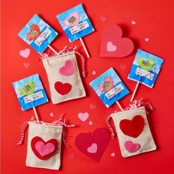 Valentine&#39;s Assorted Lollipops Hearts Exchange Box - 9.2oz/20ct