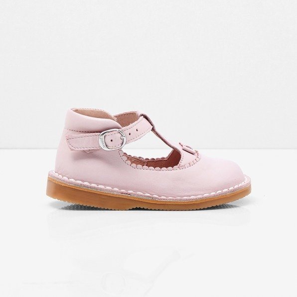 Baby girl smooth leather t-strap shoes