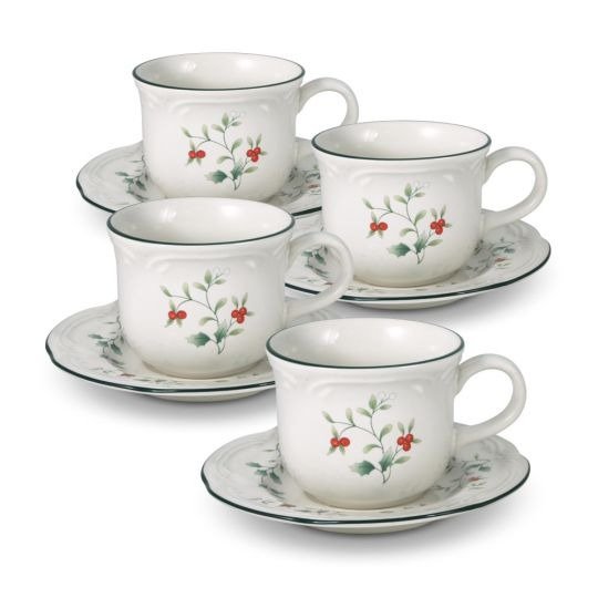 Set of 4 Cups and Saucers
