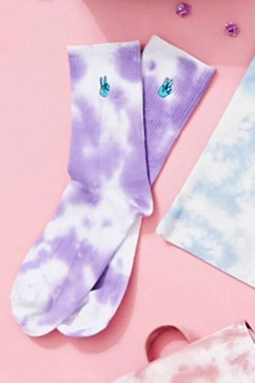Cloud Wash Embroidered Peace Crew Socks