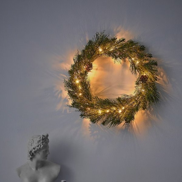 STRALA LED wreath, battery operated artificial, 17 3/4 "