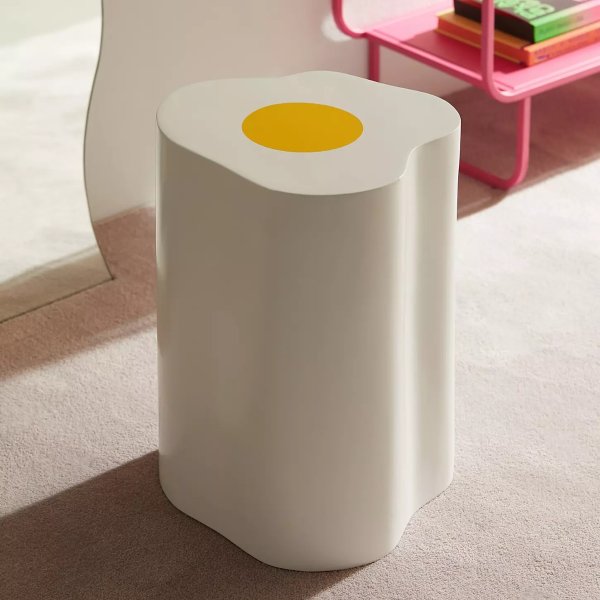 鸡蛋造型边桌