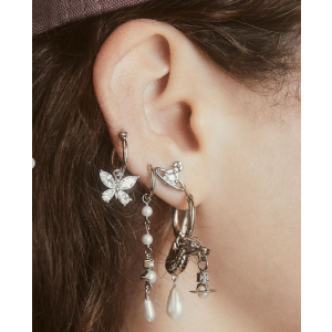 Vivienne WestwoodNew Season Suzon orb single stud earring