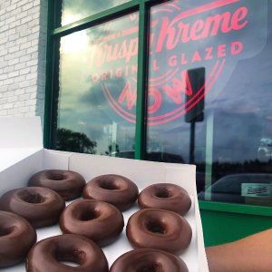 限今天：Krispy Kreme 高人气巧克力甜甜圈短暂回归