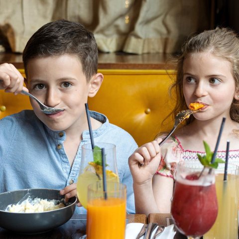 人均£25起，Golden Ramsay餐厅免费儿童餐！周末遛娃 伦敦亲子餐厅推荐 - 打卡米其林、海德公园下午茶