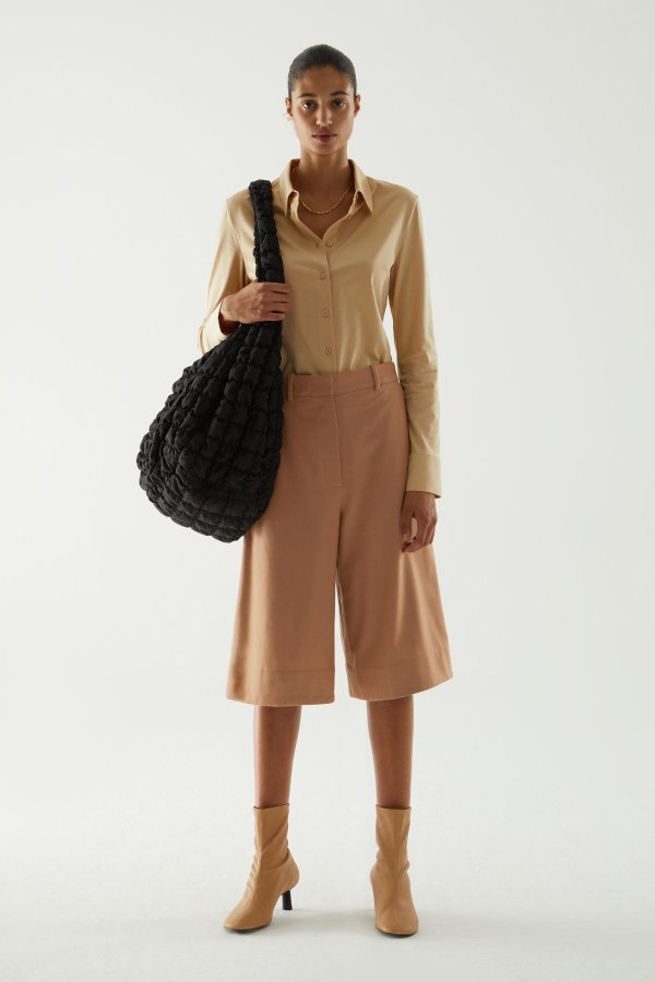 RECYCLED WOOL MIX OVERSIZED PLEATED SHORTS